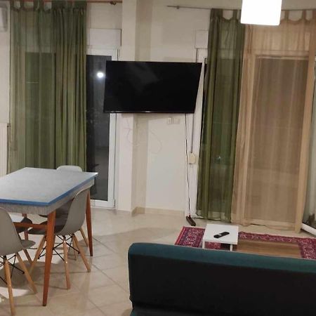 Pylaia Comfortable Apartment 2 Salonicco Esterno foto