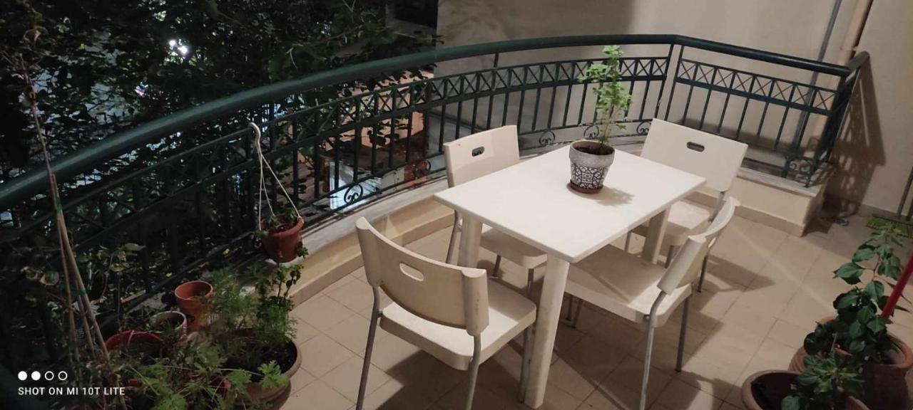 Pylaia Comfortable Apartment 2 Salonicco Esterno foto